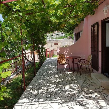 סנג' Apartments Josica מראה חיצוני תמונה