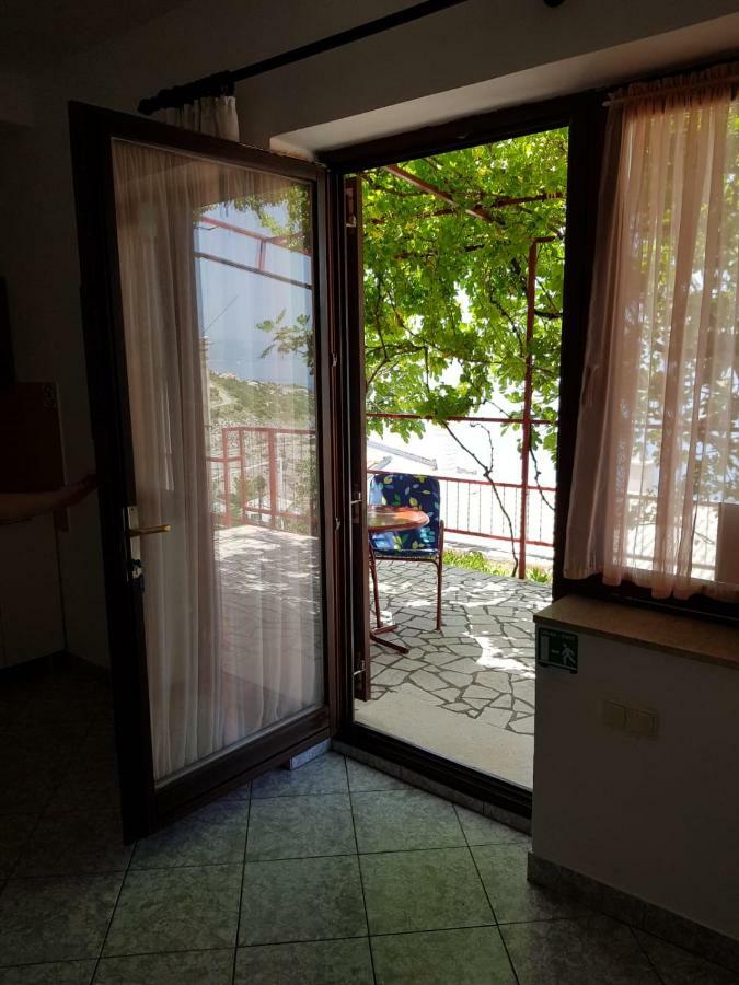 סנג' Apartments Josica מראה חיצוני תמונה