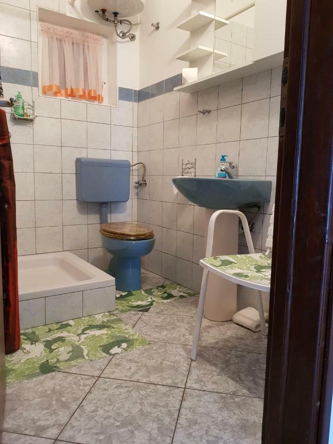 סנג' Apartments Josica מראה חיצוני תמונה